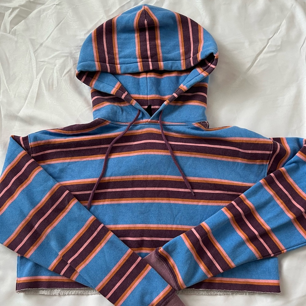 Urban Outfitters Cropped hoodie